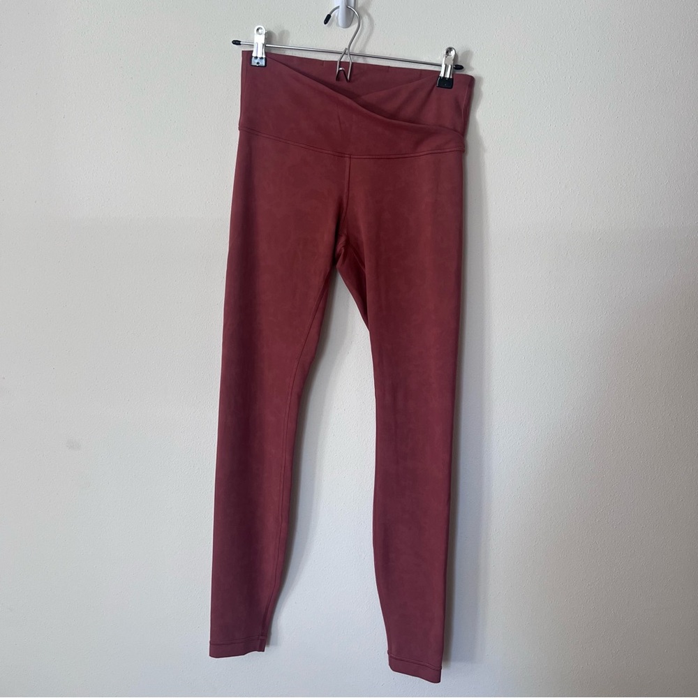 Lululemon wunder train crisscross waistband legging